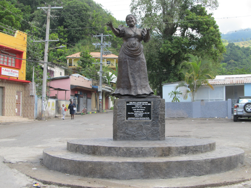 Statue of Miss Lou in Gordon Town