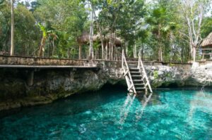 Cenote Zazil